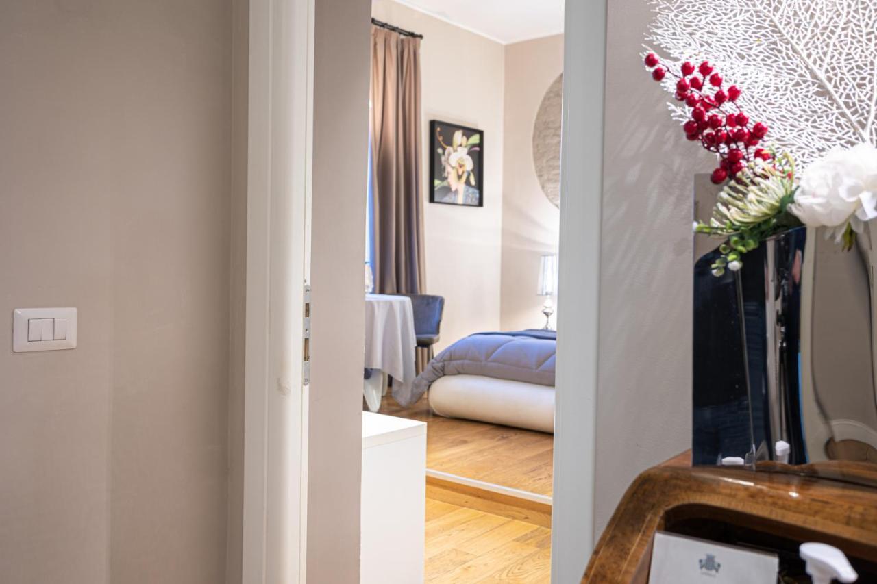 Cardilli Luxury Rooms Rome Buitenkant foto