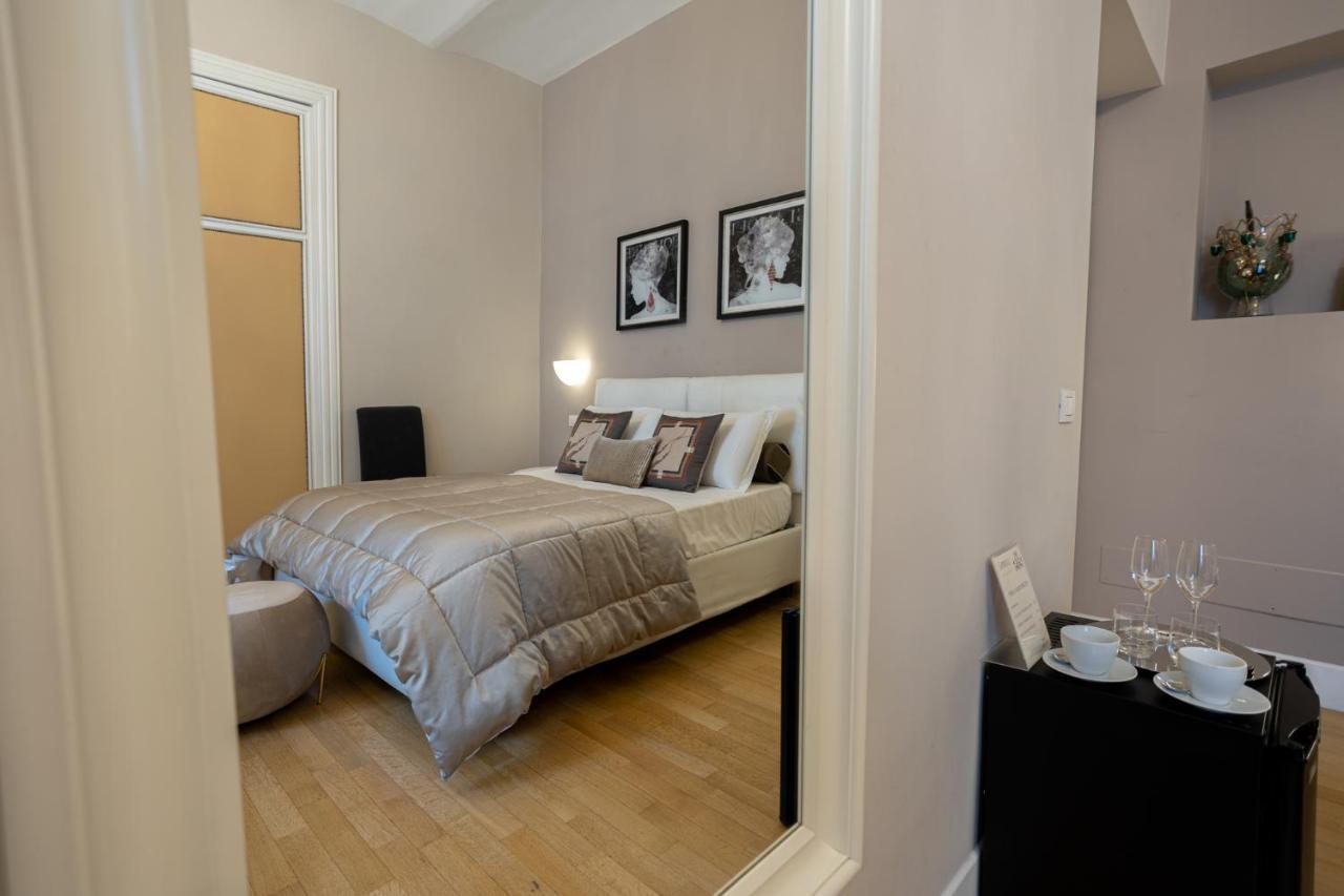 Cardilli Luxury Rooms Rome Buitenkant foto
